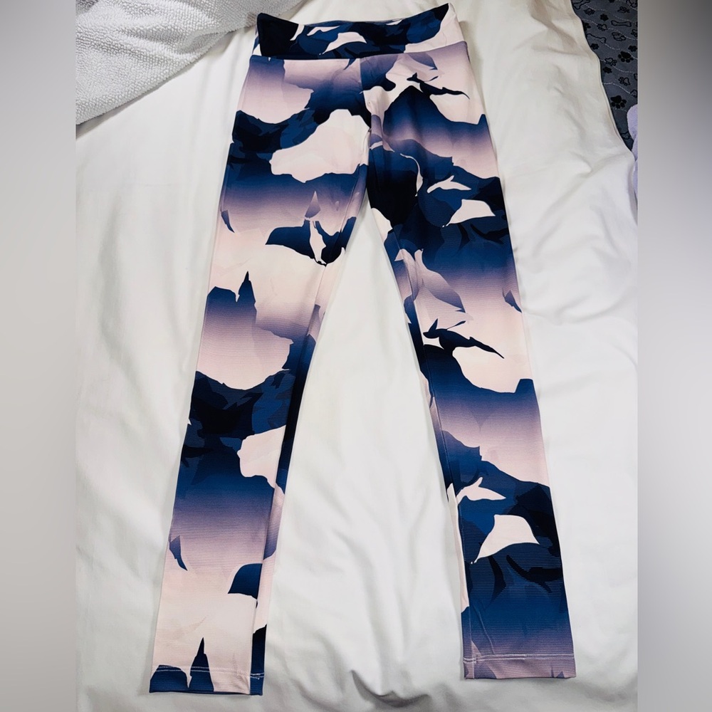 Women's Abstract Patterned Leggings